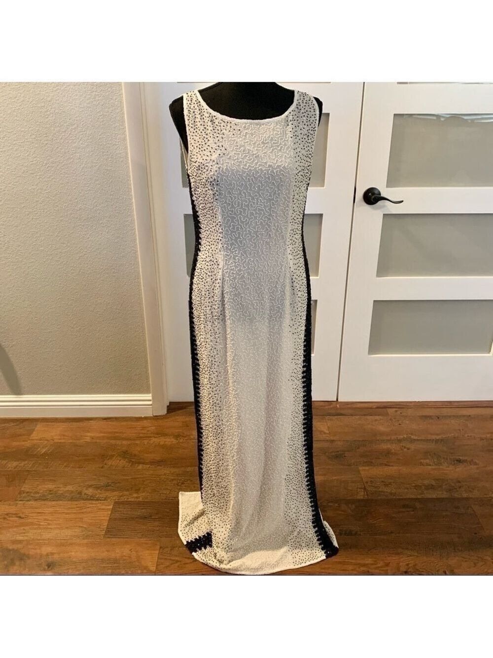 Mark & JOHN by GOPAL vintage white silk beaded gown. Size M